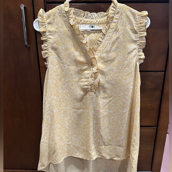 Everleigh Cream Ruffled Buttoned Blouse - Picture 1 of 4
